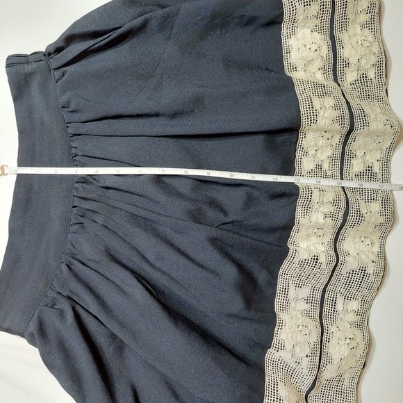 Comme Toi Dark Navy Lace Skirt - Size S - Picture 7 of 8